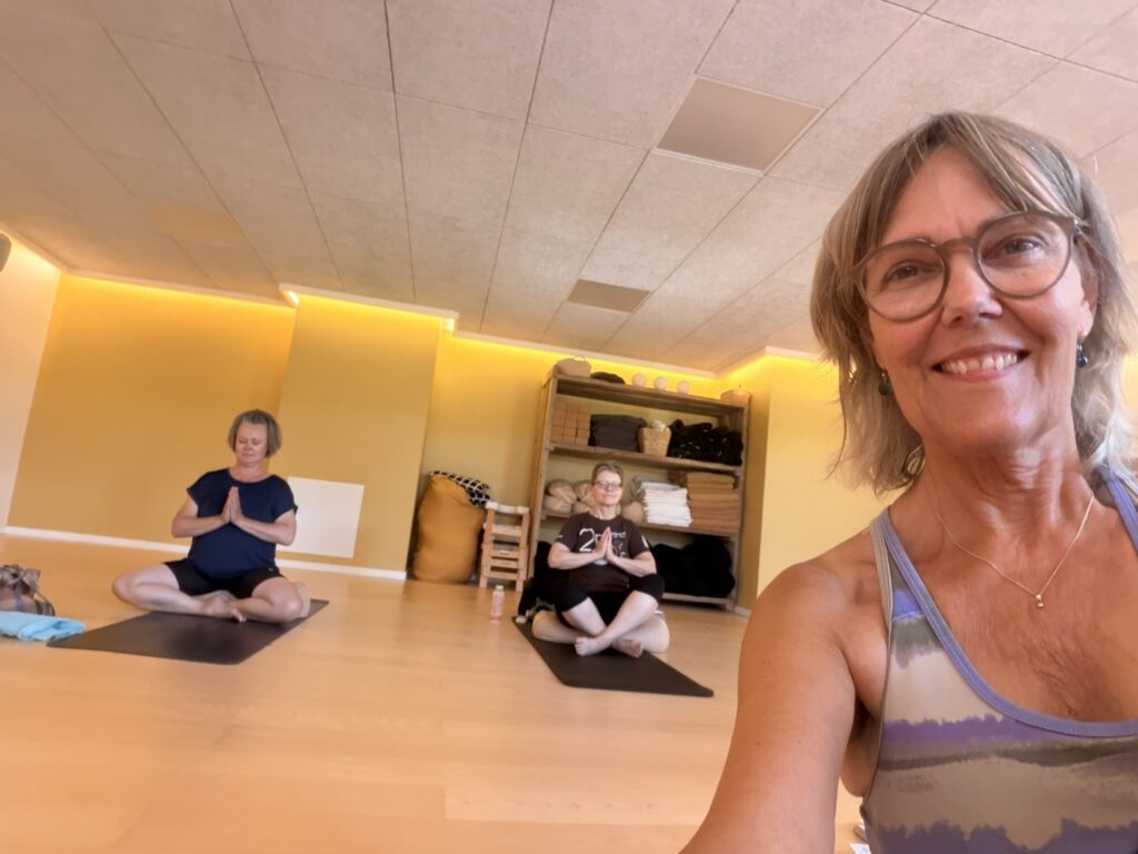 Kundalini yoga i Himmelev
